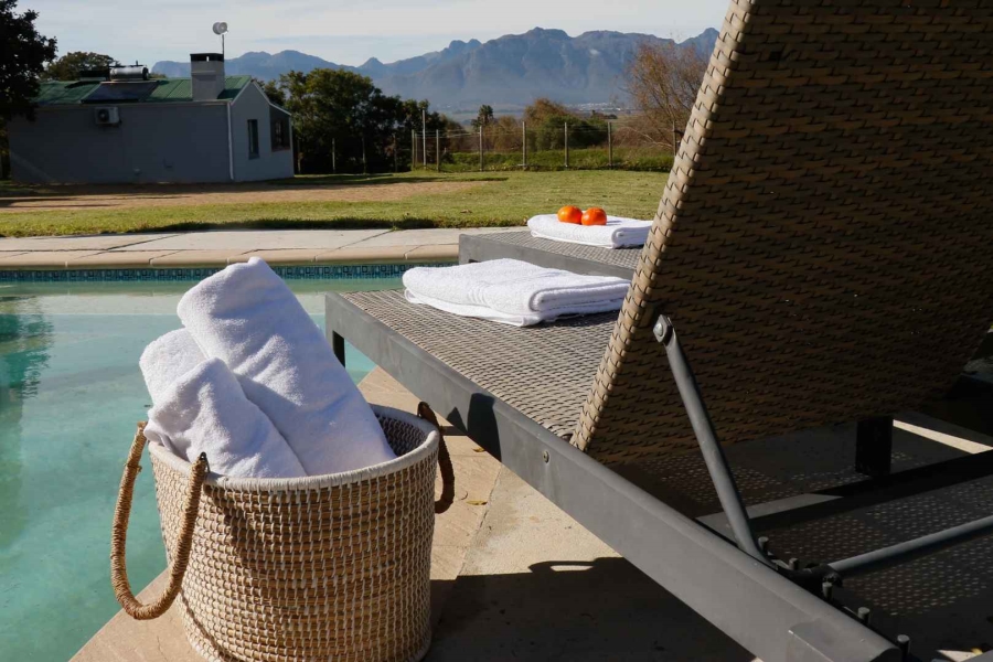 To Let 2 Bedroom Property for Rent in Vlottenburg Western Cape